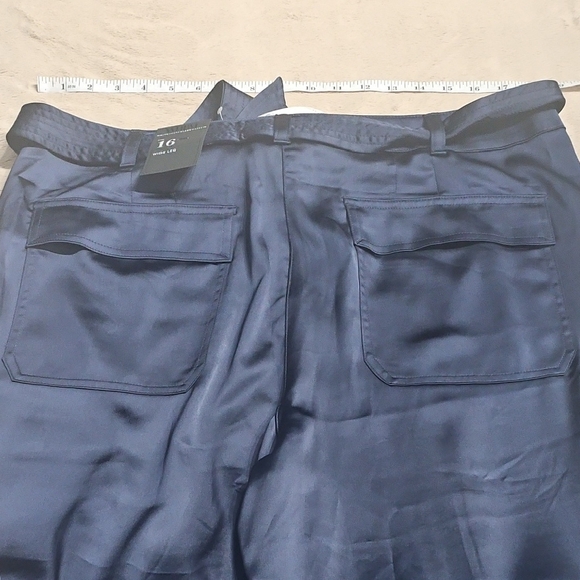 White House Black Market Belted Utility Officer Blue Wide-Leg Pants - Picture 11 of 12